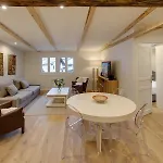 Haus Kirchplatz 4 By Premium * زيرمات