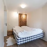 Haus Kirchplatz 4 By Premium Zermatt
