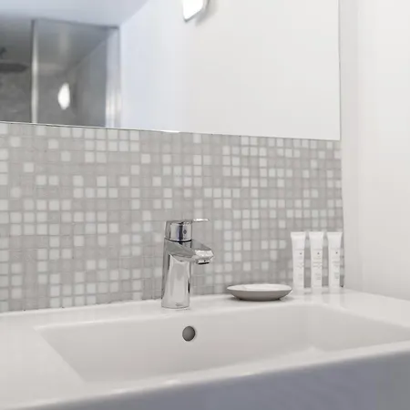 Haus Kirchplatz 4 By Premium * צרמט