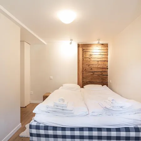 Haus Kirchplatz 4 By Premium * Церматт